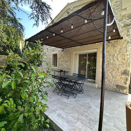 Mazet A Proximite Du Centre Villa Nîmes